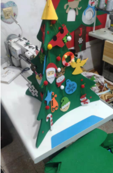 CREATEME™ Kids Christmas Tree