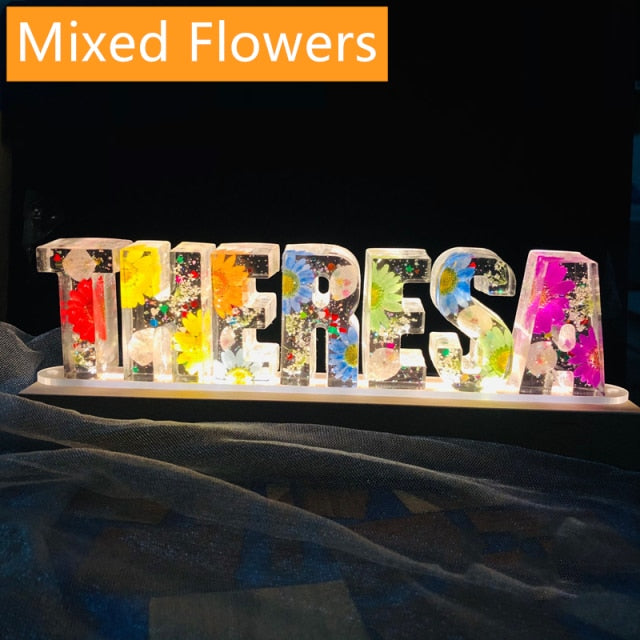 Customized Letters Dried Flower Wood Night Light Creative Romantic Table Lamp Gift for Couple Valentine Day Kid Birthday