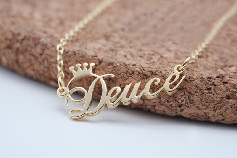 CREATEME™ Personalized Royal Name Necklace